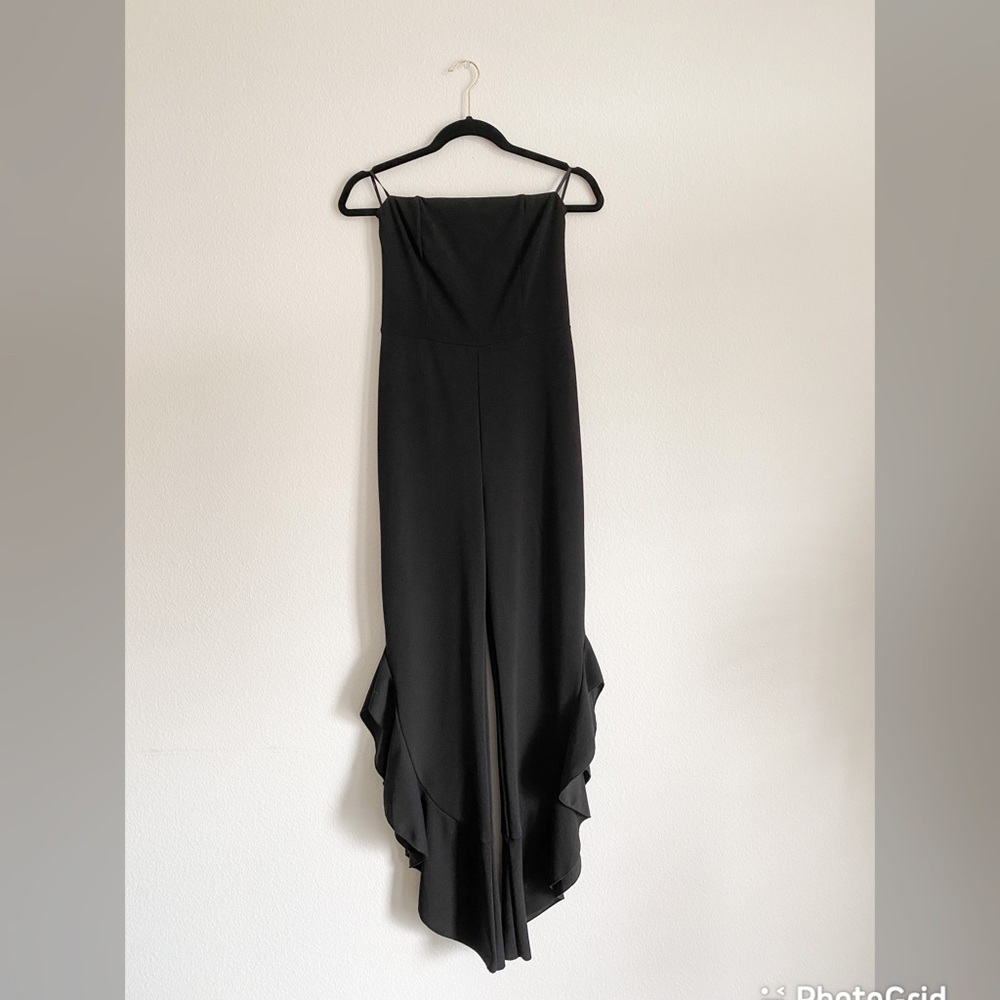 Lulu’s strapless jumpsuit